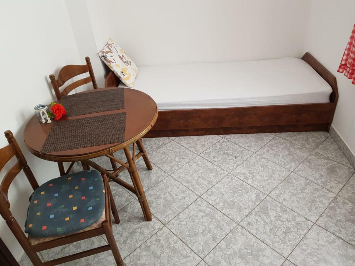 Apartments Josica Сень Екстер'єр фото